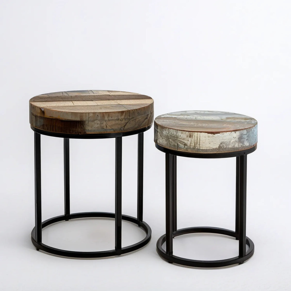 2-Piece Round Nesting Side Table Set, Reclaimed Mango Wood and Black Iron, 20 in x 20 in and 16 in x 18 in